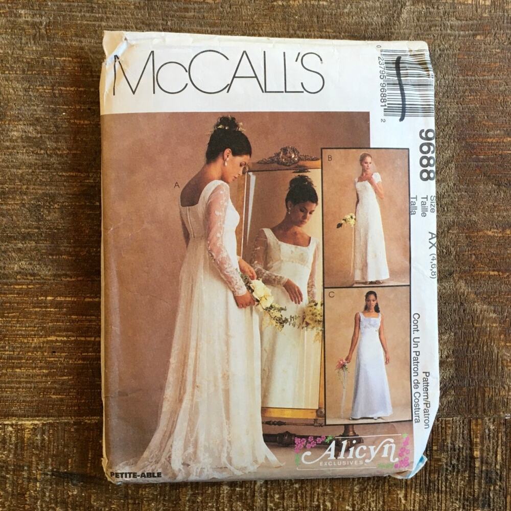 McCalls Sewing Pattern 9688 Modest Lace Bridal Gown Wedding Dress 4-6-8 UNCUT